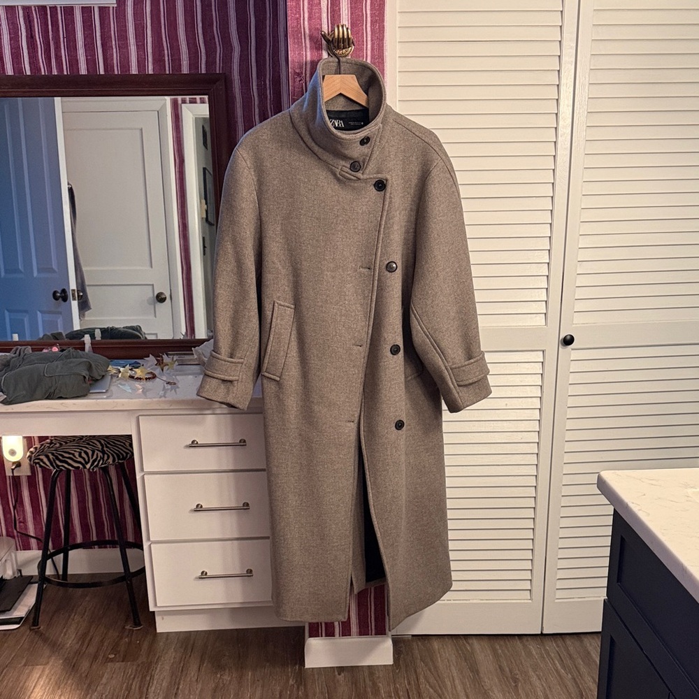 Zara Wool Coat - Picture 2 of 6